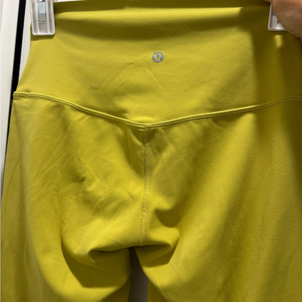 Lululemon Align 25” leggings - size 6 - Picture 2 of 2